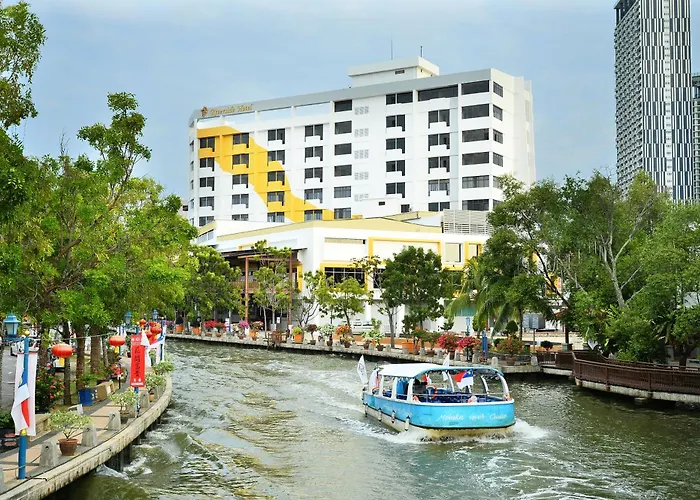 Tun Fatimah Riverside Hotel